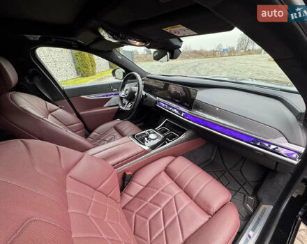 Чорний БМВ 7 Серія, об'ємом двигуна 3 л та пробігом 17 тис. км за 129000 $, фото 22 на Automoto.ua