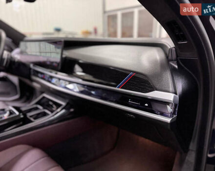 Черный БМВ 7 Серия, объемом двигателя 2.99 л и пробегом 42 тыс. км за 125000 $, фото 33 на Automoto.ua
