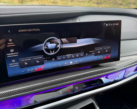 Чорний БМВ 7 Серія, об'ємом двигуна 3 л та пробігом 17 тис. км за 129000 $, фото 25 на Automoto.ua