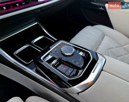 Черный БМВ 7 Серия, объемом двигателя 2.99 л и пробегом 9 тыс. км за 140000 $, фото 25 на Automoto.ua