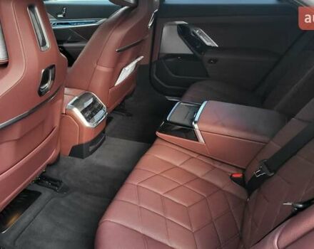 Черный БМВ 7 Серия, объемом двигателя 2.99 л и пробегом 17 тыс. км за 144546 $, фото 14 на Automoto.ua