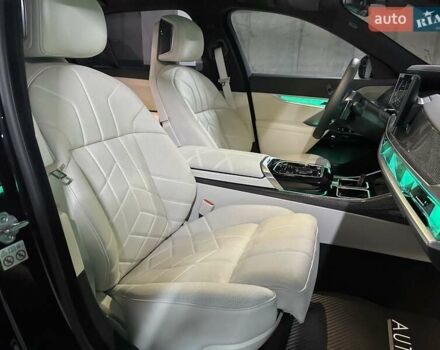 Черный БМВ 7 Серия, объемом двигателя 2.99 л и пробегом 8 тыс. км за 146000 $, фото 35 на Automoto.ua