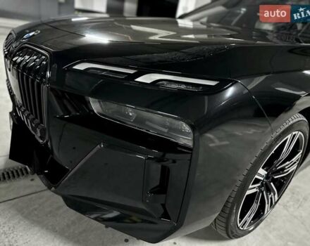 Черный БМВ 7 Серия, объемом двигателя 2.99 л и пробегом 8 тыс. км за 146000 $, фото 4 на Automoto.ua