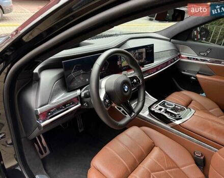 Чорний БМВ 7 Серія, об'ємом двигуна 3 л та пробігом 17 тис. км за 113900 $, фото 20 на Automoto.ua