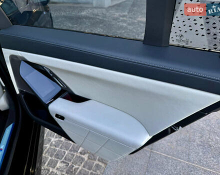 Черный БМВ 7 Серия, объемом двигателя 2.99 л и пробегом 9 тыс. км за 140000 $, фото 29 на Automoto.ua