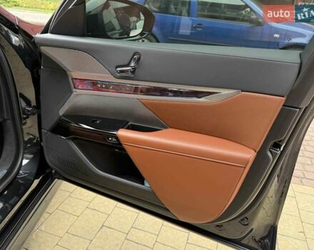 Чорний БМВ 7 Серія, об'ємом двигуна 3 л та пробігом 17 тис. км за 113900 $, фото 55 на Automoto.ua