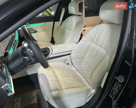 Черный БМВ 7 Серия, объемом двигателя 2.99 л и пробегом 8 тыс. км за 146000 $, фото 24 на Automoto.ua