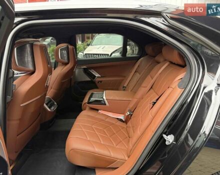 Чорний БМВ 7 Серія, об'ємом двигуна 3 л та пробігом 17 тис. км за 113900 $, фото 45 на Automoto.ua