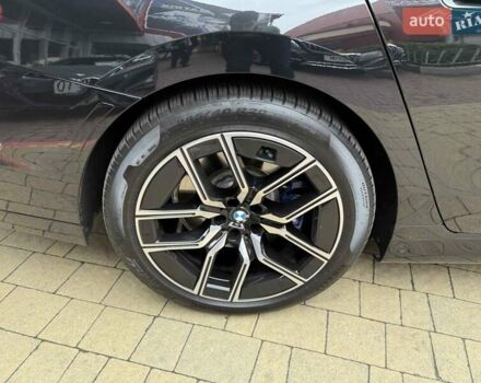 Чорний БМВ 7 Серія, об'ємом двигуна 3 л та пробігом 17 тис. км за 113900 $, фото 7 на Automoto.ua