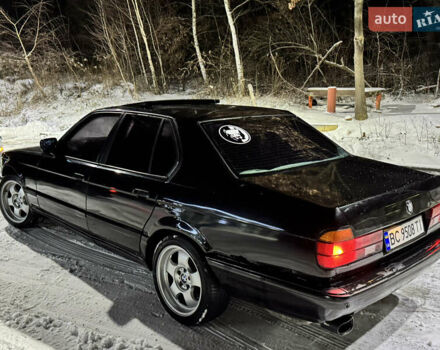 Черный БМВ 7 Серия, объемом двигателя 3.5 л и пробегом 380 тыс. км за 2350 $, фото 1 на Automoto.ua