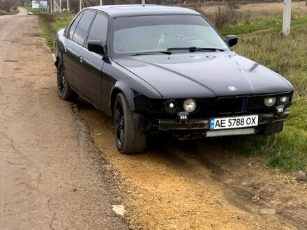 Чорний БМВ 7 Серія, об'ємом двигуна 3 л та пробігом 0 тис. км за 1600 $, фото 1 на Automoto.ua