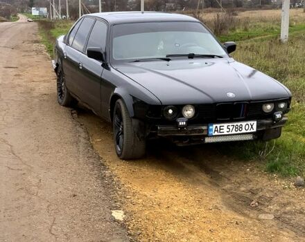 Черный БМВ 7 Серия, объемом двигателя 3 л и пробегом 0 тыс. км за 1600 $, фото 1 на Automoto.ua