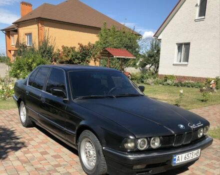 Черный БМВ 7 Серия, объемом двигателя 3.5 л и пробегом 439 тыс. км за 2666 $, фото 1 на Automoto.ua