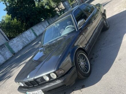 Черный БМВ 7 Серия, объемом двигателя 3.4 л и пробегом 200 тыс. км за 2500 $, фото 1 на Automoto.ua