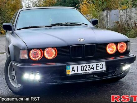 Чорний БМВ 7 Серія, об'ємом двигуна 3 л та пробігом 400 тис. км за 3200 $, фото 1 на Automoto.ua