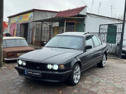 Черный БМВ 7 Серия, объемом двигателя 3.5 л и пробегом 300 тыс. км за 2499 $, фото 1 на Automoto.ua