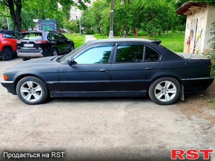 Черный БМВ 7 Серия, объемом двигателя 5.4 л и пробегом 272 тыс. км за 3800 $, фото 1 на Automoto.ua