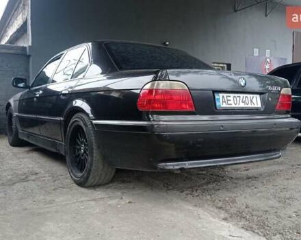Черный БМВ 7 Серия, объемом двигателя 4 л и пробегом 507 тыс. км за 2999 $, фото 1 на Automoto.ua