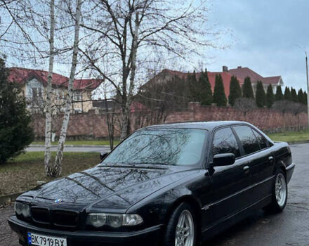 Черный БМВ 7 Серия, объемом двигателя 3 л и пробегом 572 тыс. км за 5200 $, фото 1 на Automoto.ua