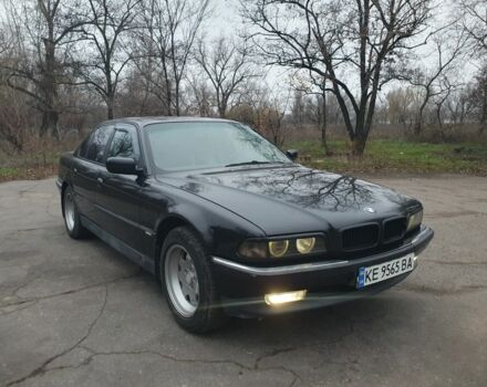 Черный БМВ 7 Серия, объемом двигателя 3 л и пробегом 248 тыс. км за 4000 $, фото 1 на Automoto.ua