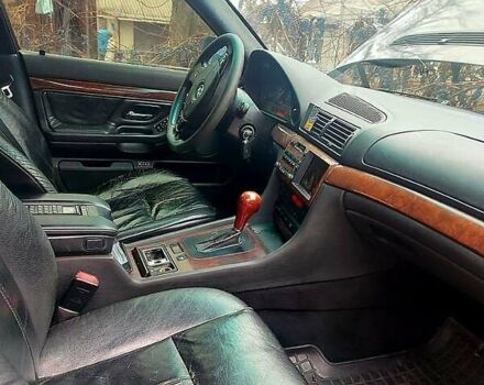 Чорний БМВ 7 Серія, об'ємом двигуна 3.5 л та пробігом 365 тис. км за 4000 $, фото 1 на Automoto.ua