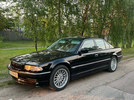 Чорний БМВ 7 Серія, об'ємом двигуна 5.4 л та пробігом 298 тис. км за 10499 $, фото 1 на Automoto.ua