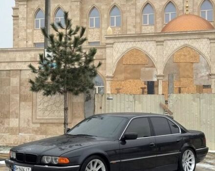 Чорний БМВ 7 Серія, об'ємом двигуна 4.4 л та пробігом 380 тис. км за 4800 $, фото 1 на Automoto.ua