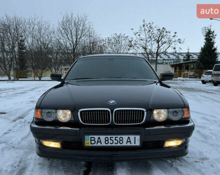 Черный БМВ 7 Серия, объемом двигателя 4.4 л и пробегом 409 тыс. км за 9200 $, фото 1 на Automoto.ua