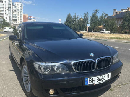 Черный БМВ 7 Серия, объемом двигателя 4.8 л и пробегом 304 тыс. км за 13000 $, фото 1 на Automoto.ua