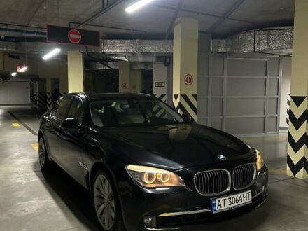 Черный БМВ 7 Серия, объемом двигателя 2.98 л и пробегом 179 тыс. км за 11900 $, фото 1 на Automoto.ua