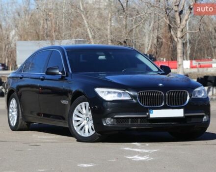 Черный БМВ 7 Серия, объемом двигателя 4.39 л и пробегом 111 тыс. км за 12900 $, фото 1 на Automoto.ua