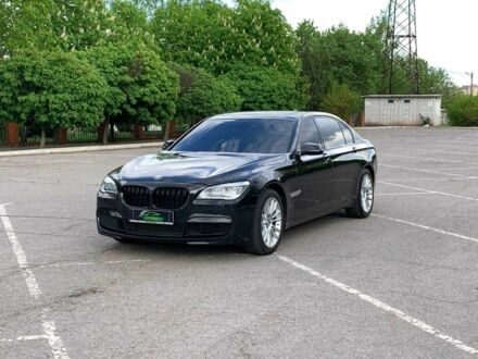 Черный БМВ 7 Серия, объемом двигателя 3 л и пробегом 275 тыс. км за 20500 $, фото 1 на Automoto.ua