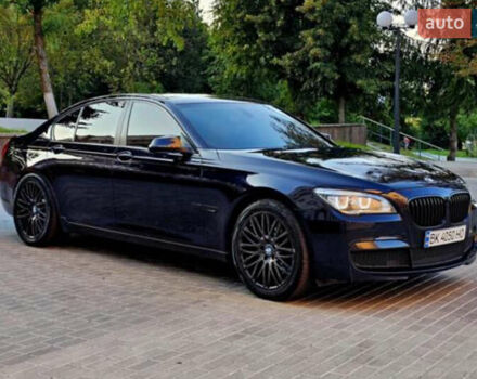 Чорний БМВ 7 Серія, об'ємом двигуна 2.99 л та пробігом 289 тис. км за 25000 $, фото 1 на Automoto.ua