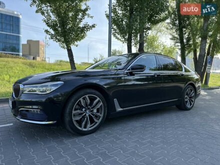 БМВ 7 Серия 2016 в Киеве на Automoto.ua Черный БМВ 7 Серия, объемом двигателя 2.99 л и пробегом 161 тыс. км за 36400 $, фото 1 на Automoto.ua