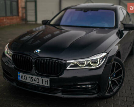 Черный БМВ 7 Серия, объемом двигателя 2.99 л и пробегом 243 тыс. км за 39000 $, фото 1 на Automoto.ua