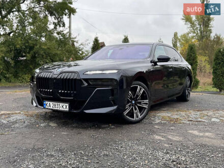 БМВ 7 Серия 2023 в Звенигородка на Automoto.ua Черный БМВ 7 Серия, объемом двигателя 2.99 л и пробегом 42 тыс. км за 125000 $, фото 1 на Automoto.ua