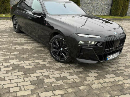 Черный БМВ 7 Серия, объемом двигателя 3 л и пробегом 17 тыс. км за 129000 $, фото 1 на Automoto.ua
