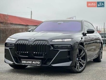 БМВ 7 Серия 2023 в Киеве на Automoto.ua Черный БМВ 7 Серия, объемом двигателя 2.99 л и пробегом 25 тыс. км за 149900 $, фото 1 на Automoto.ua
