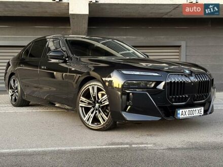 БМВ 7 Серия 2023 в Киеве на Automoto.ua Черный БМВ 7 Серия, объемом двигателя 2.99 л и пробегом 52 тыс. км за 120000 $, фото 1 на Automoto.ua