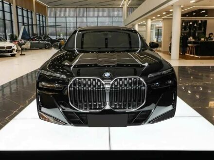 Черный БМВ 7 Серия, объемом двигателя 3 л и пробегом 5 тыс. км за 71000 $, фото 1 на Automoto.ua