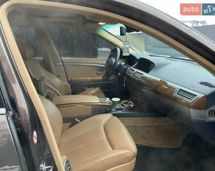 Коричневый БМВ 7 Серия, объемом двигателя 3 л и пробегом 337 тыс. км за 10000 $, фото 24 на Automoto.ua