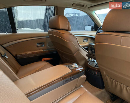 Коричневый БМВ 7 Серия, объемом двигателя 3 л и пробегом 337 тыс. км за 10000 $, фото 23 на Automoto.ua