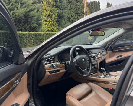 Коричневый БМВ 7 Серия, объемом двигателя 2.98 л и пробегом 197 тыс. км за 19999 $, фото 40 на Automoto.ua