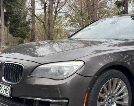 Коричневый БМВ 7 Серия, объемом двигателя 2.98 л и пробегом 197 тыс. км за 19999 $, фото 14 на Automoto.ua