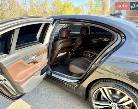 Коричневый БМВ 7 Серия, объемом двигателя 3 л и пробегом 160 тыс. км за 35700 $, фото 7 на Automoto.ua
