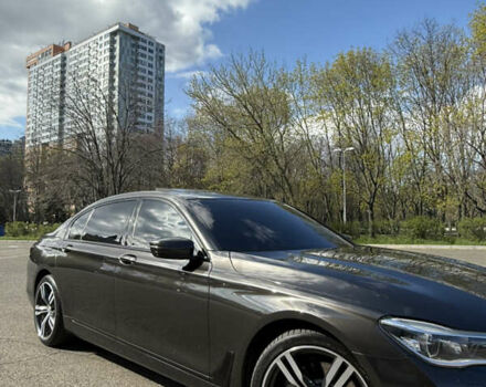 Коричневый БМВ 7 Серия, объемом двигателя 3 л и пробегом 160 тыс. км за 35700 $, фото 19 на Automoto.ua