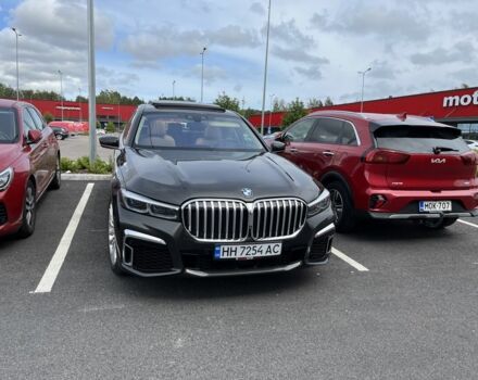 Коричневый БМВ 7 Серия, объемом двигателя 4.4 л и пробегом 180 тыс. км за 40000 $, фото 1 на Automoto.ua