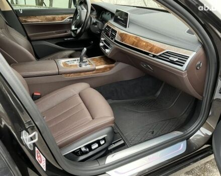 Коричневый БМВ 7 Серия, объемом двигателя 2 л и пробегом 0 тыс. км за 49900 $, фото 8 на Automoto.ua