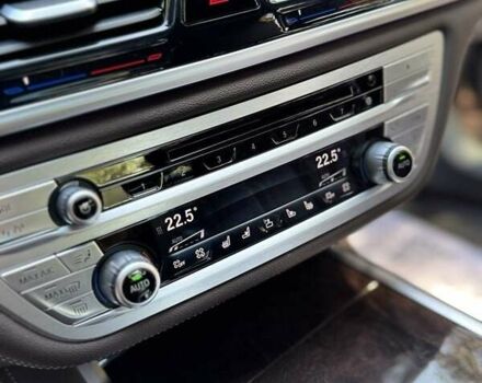 Коричневый БМВ 7 Серия, объемом двигателя 2.99 л и пробегом 218 тыс. км за 37000 $, фото 10 на Automoto.ua