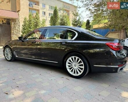 Коричневый БМВ 7 Серия, объемом двигателя 2.99 л и пробегом 218 тыс. км за 37000 $, фото 1 на Automoto.ua